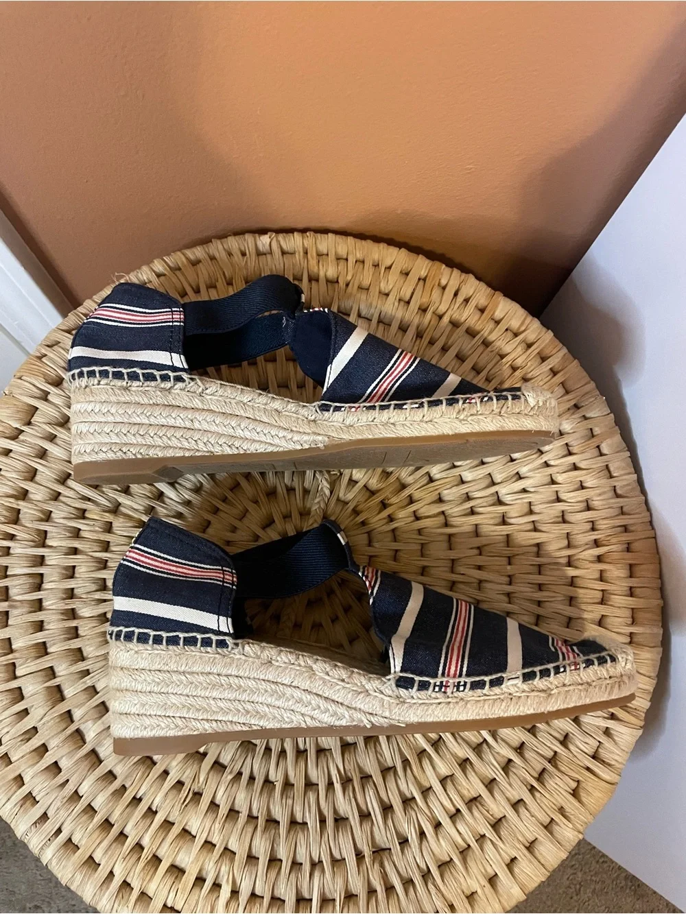 Tory Burch Catalina Espadrilles in Navy Multi Stripe Women’s Size 8.5